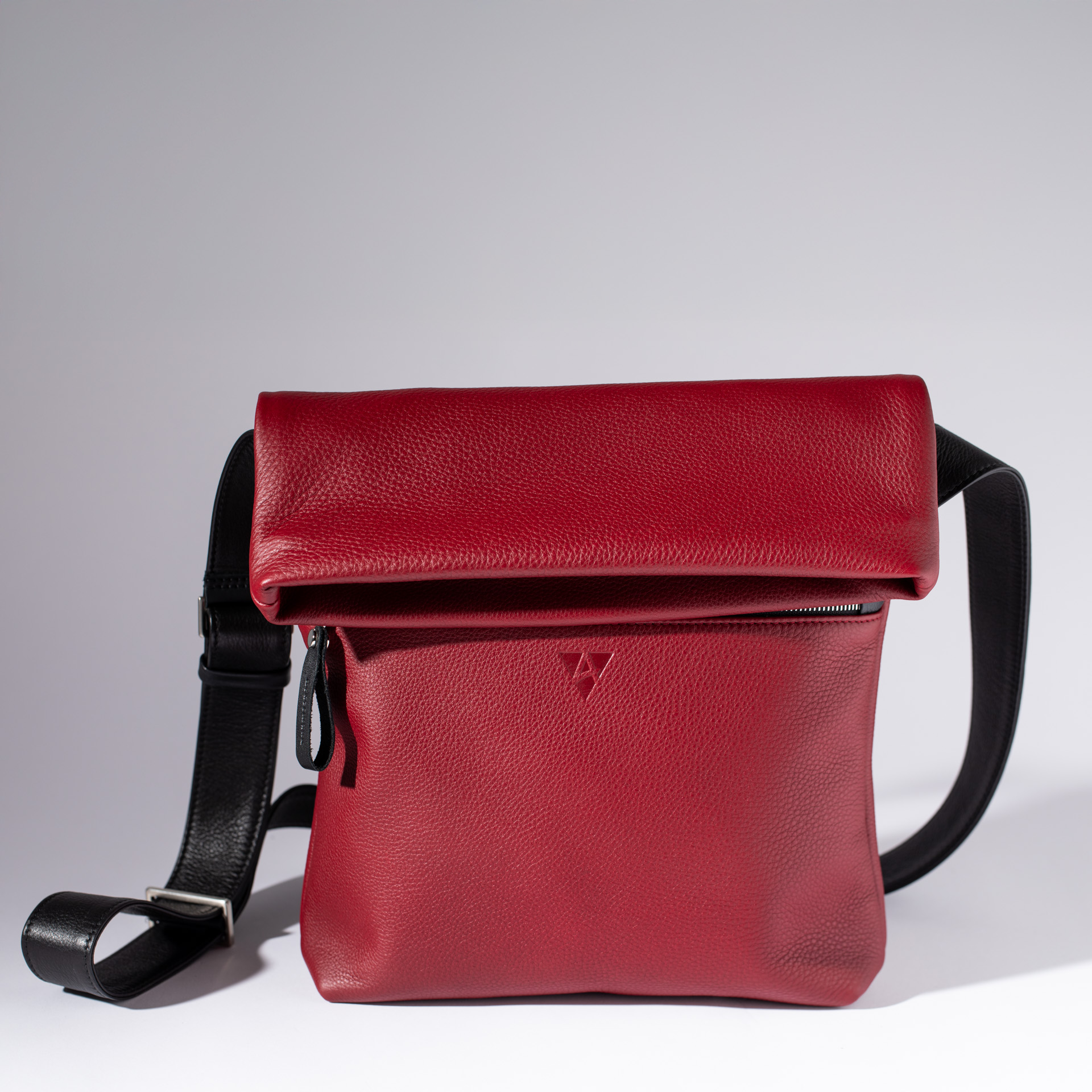 Fold-over Shoulder bag London M
