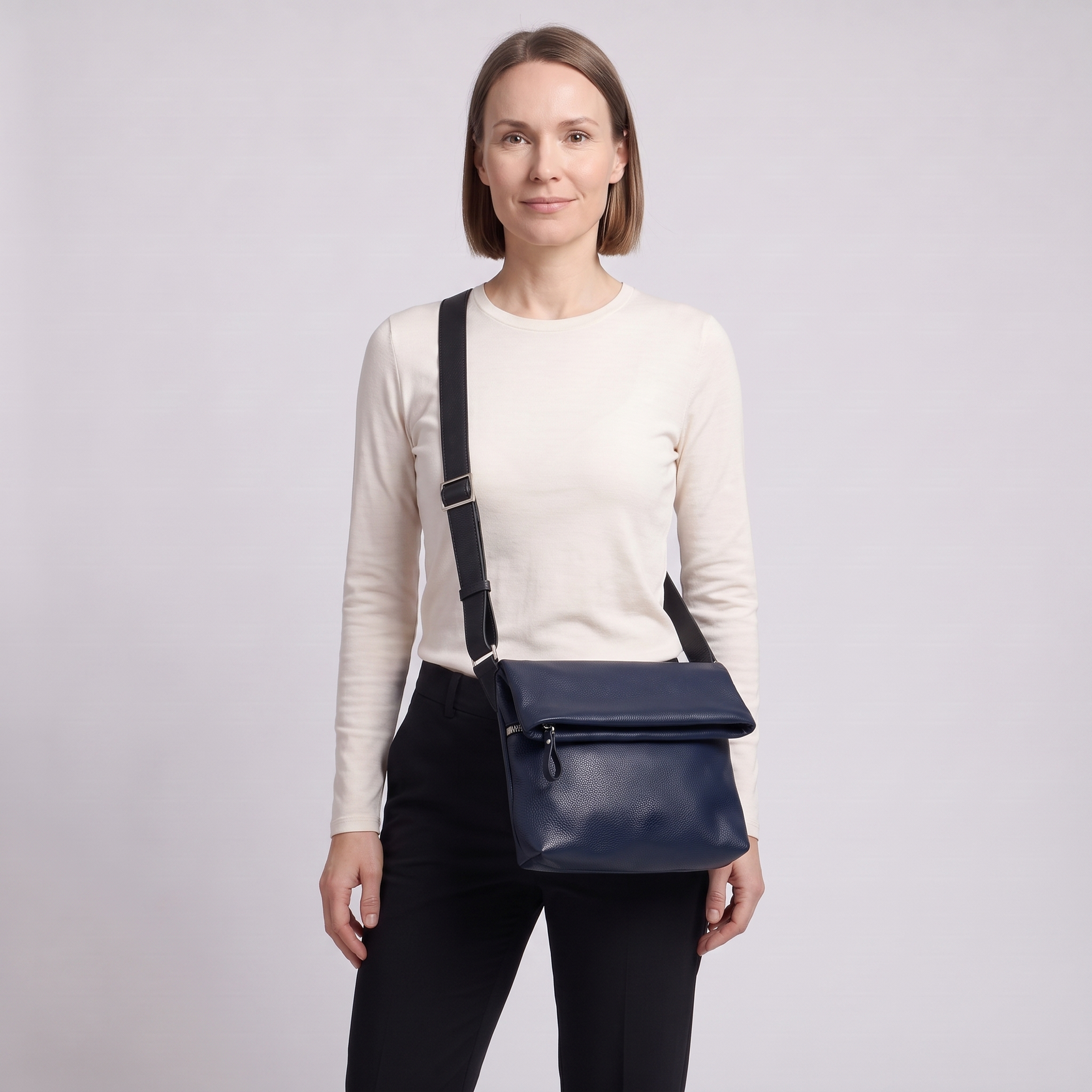 Überschlagtasche  London M aus Softnappa