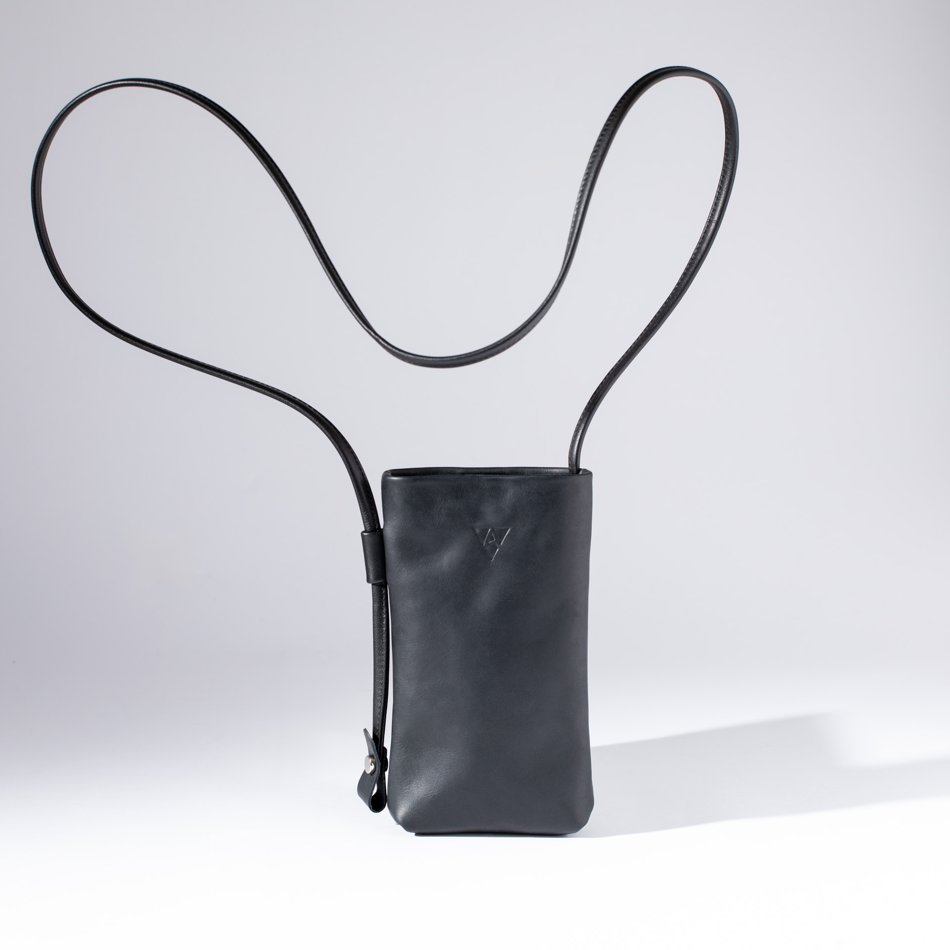 Shoulder bag Davos in olive leather