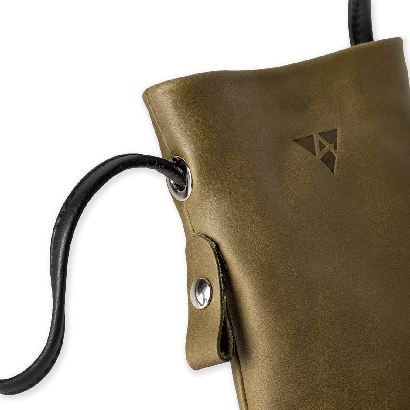 Shoulder bag Davos in olive leather | Ackermann Leder