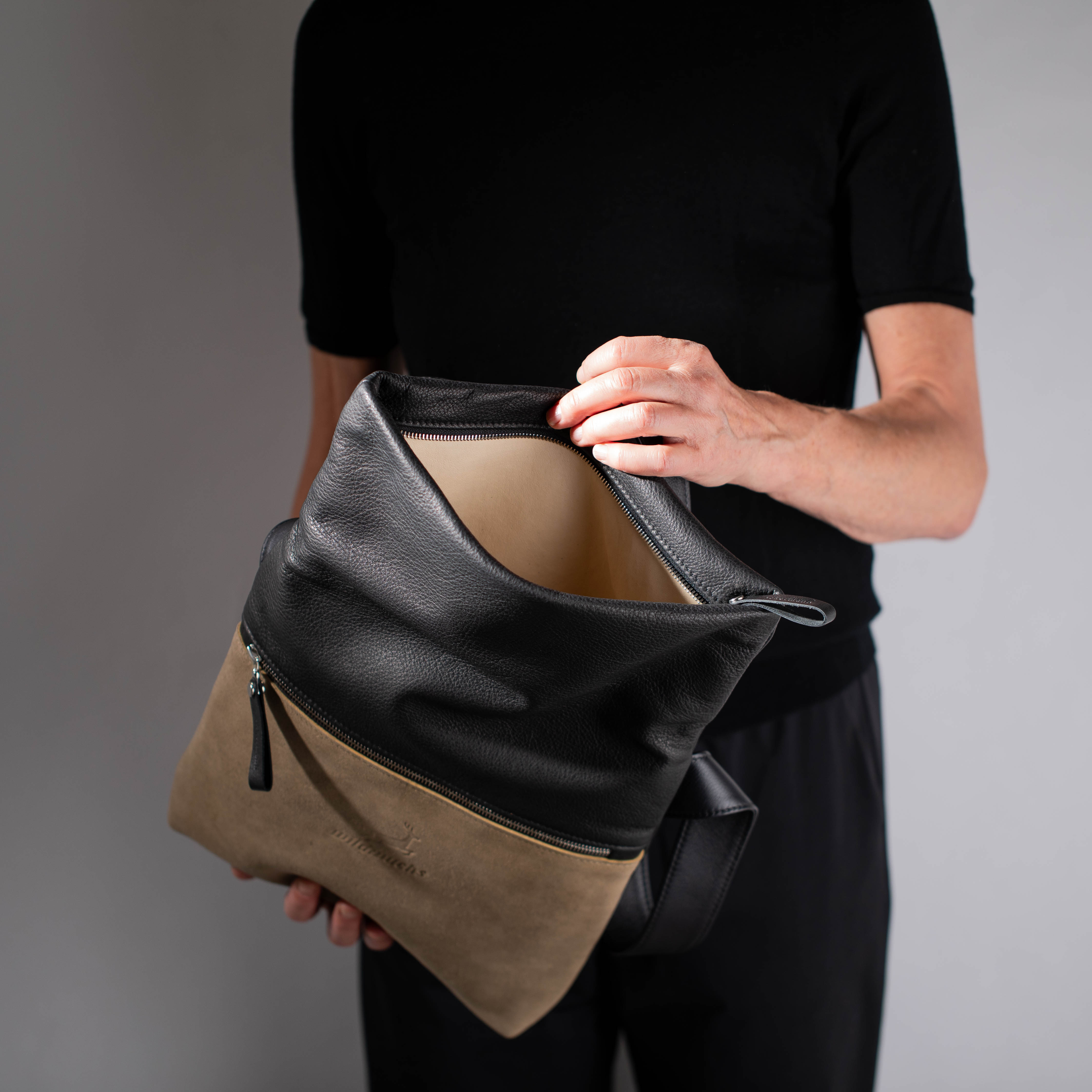 Fold-over Shoulder bag London M