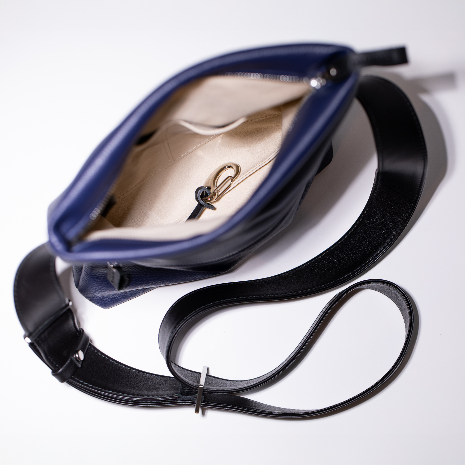 Überschlagtasche  London S aus Softnappa