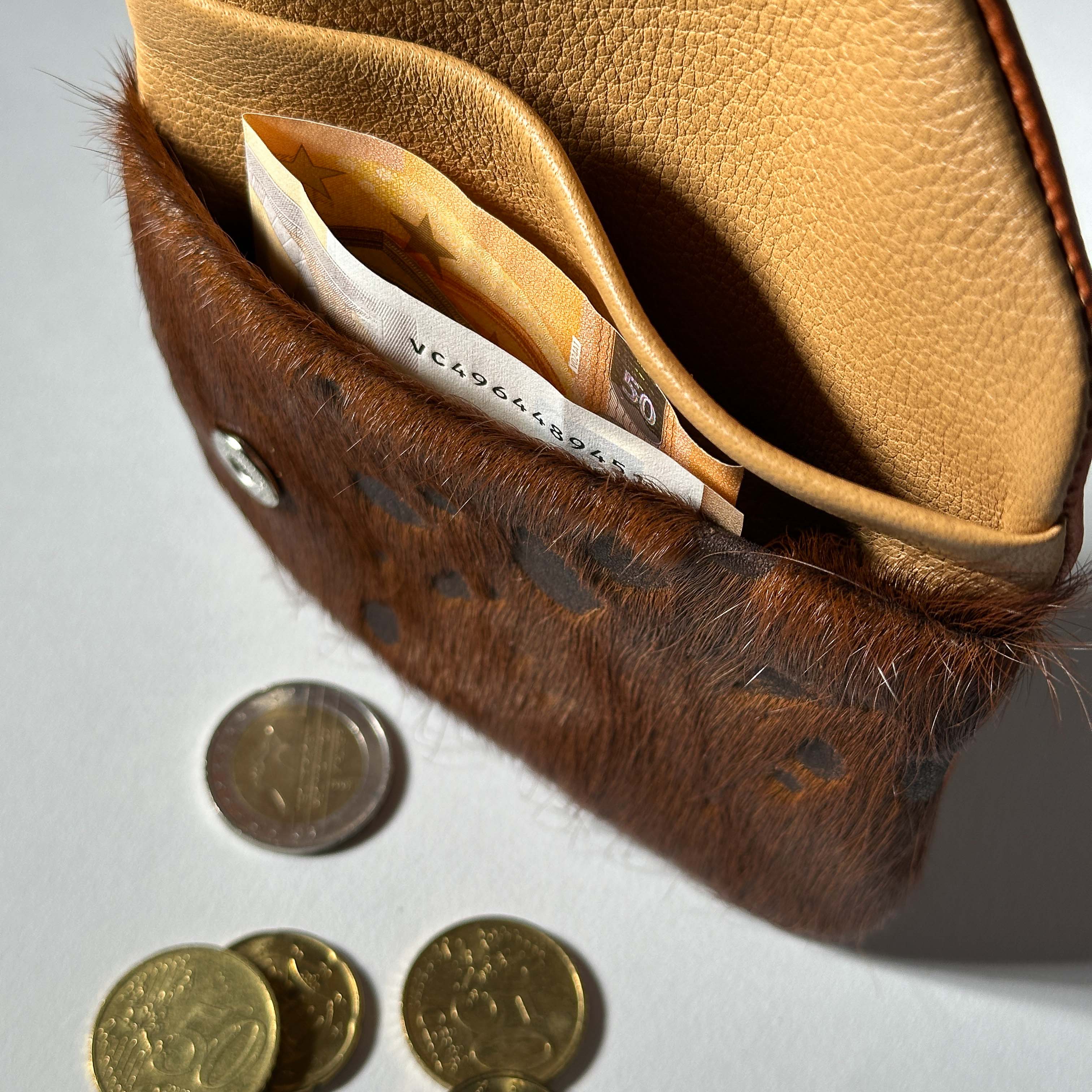 Pago M wallet in cowhide