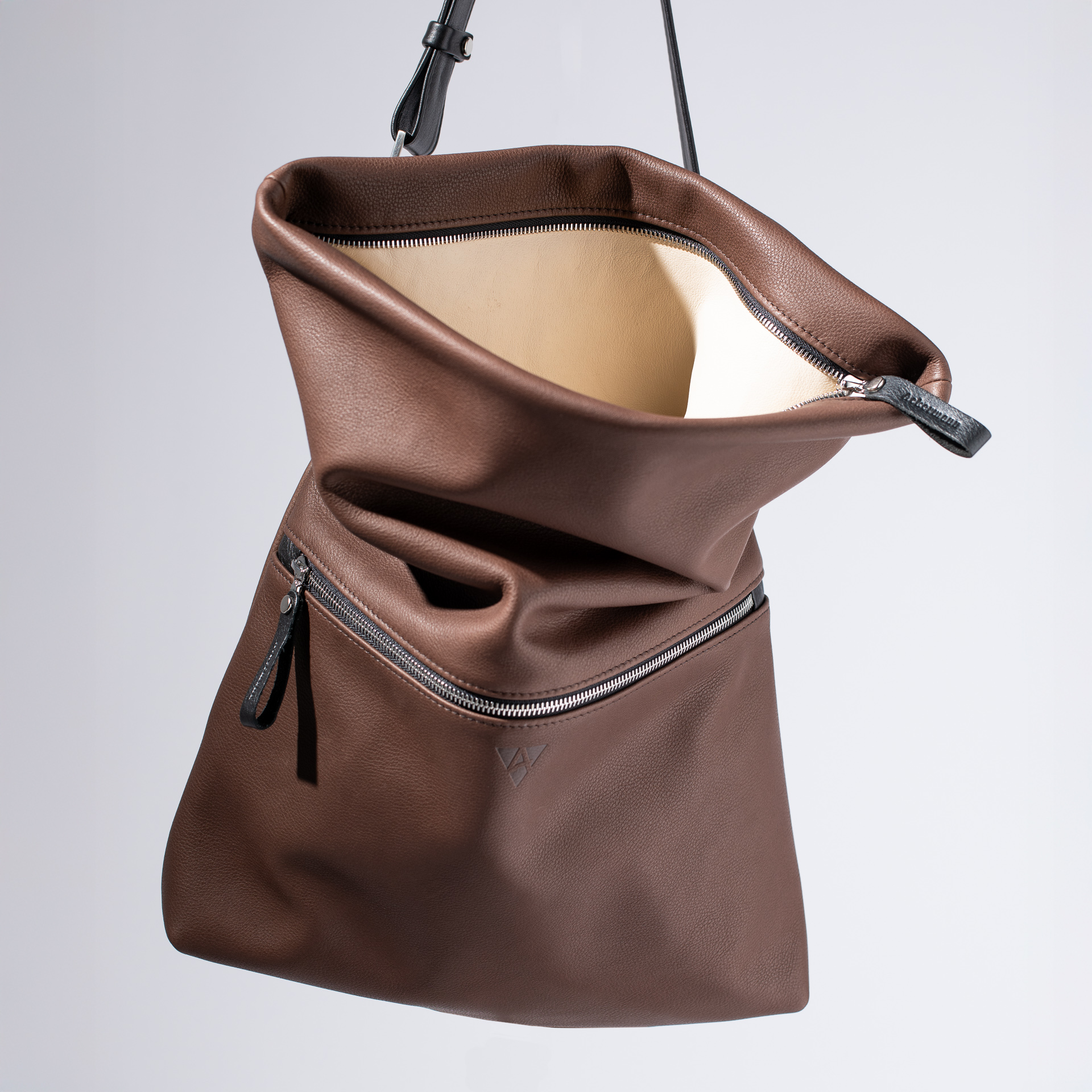 Überschlagtasche London L aus Softnappa