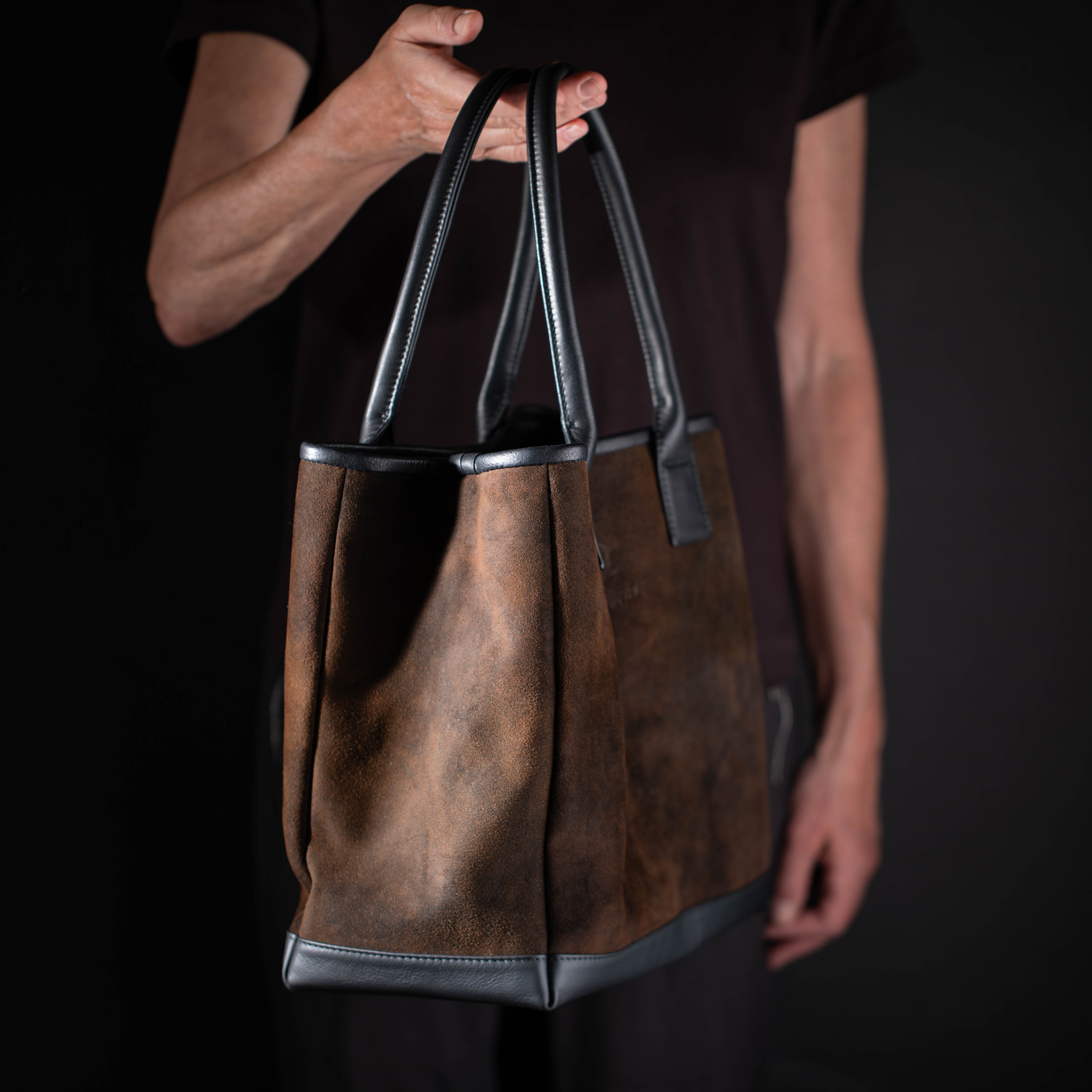 Shopper Lissabon made of deerskin