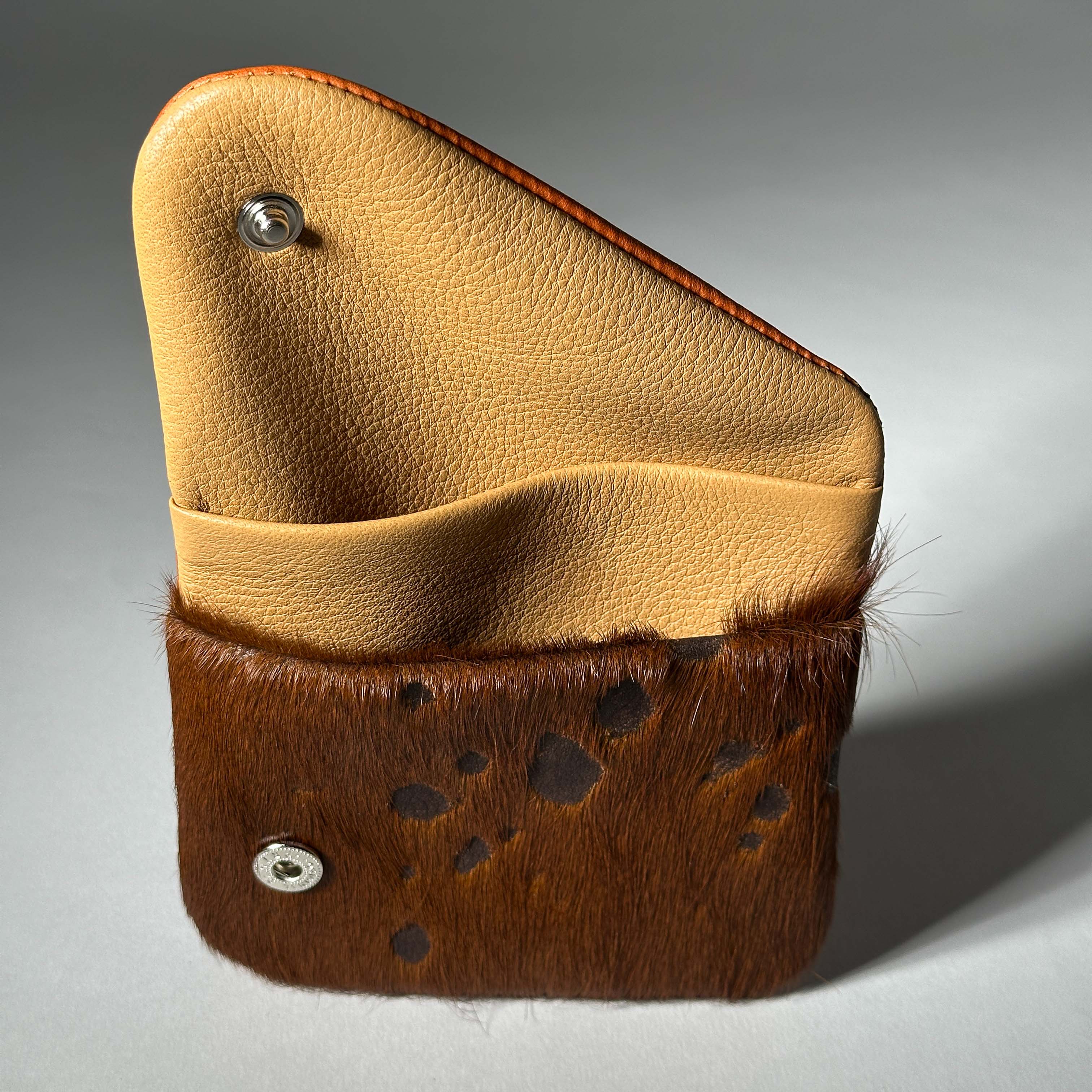 Pago M wallet in cowhide