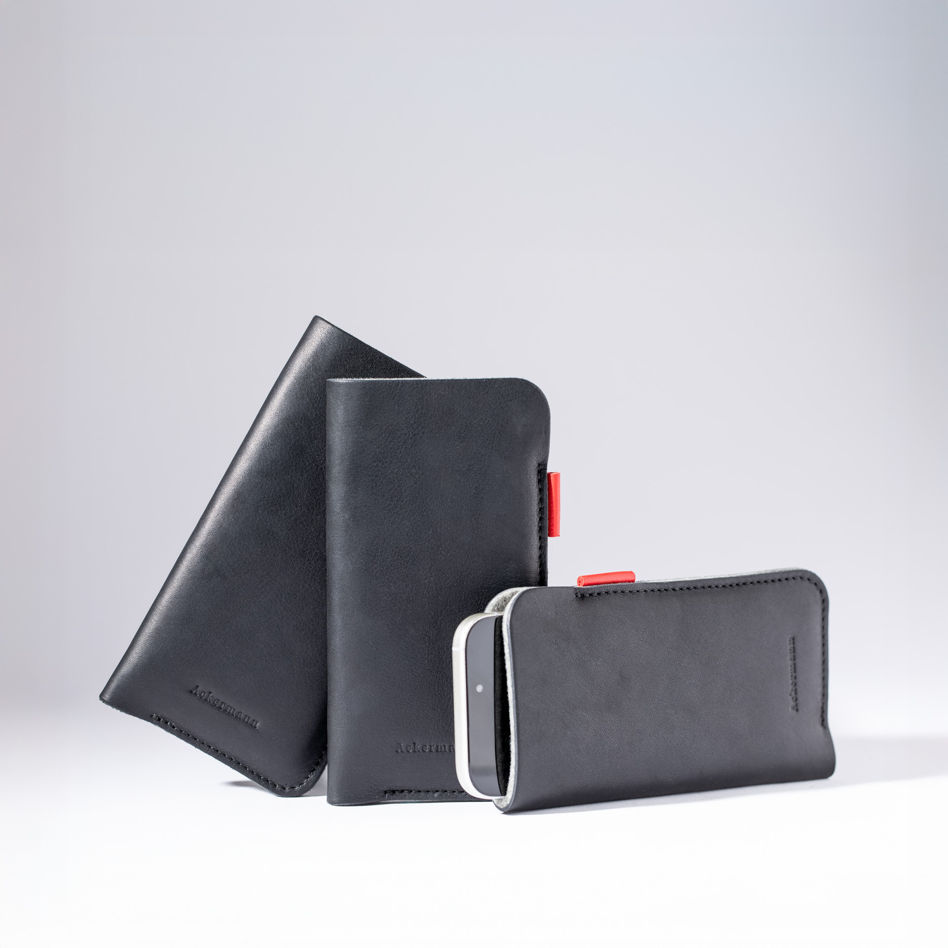 Protect iPhone case made from Olivenleder®