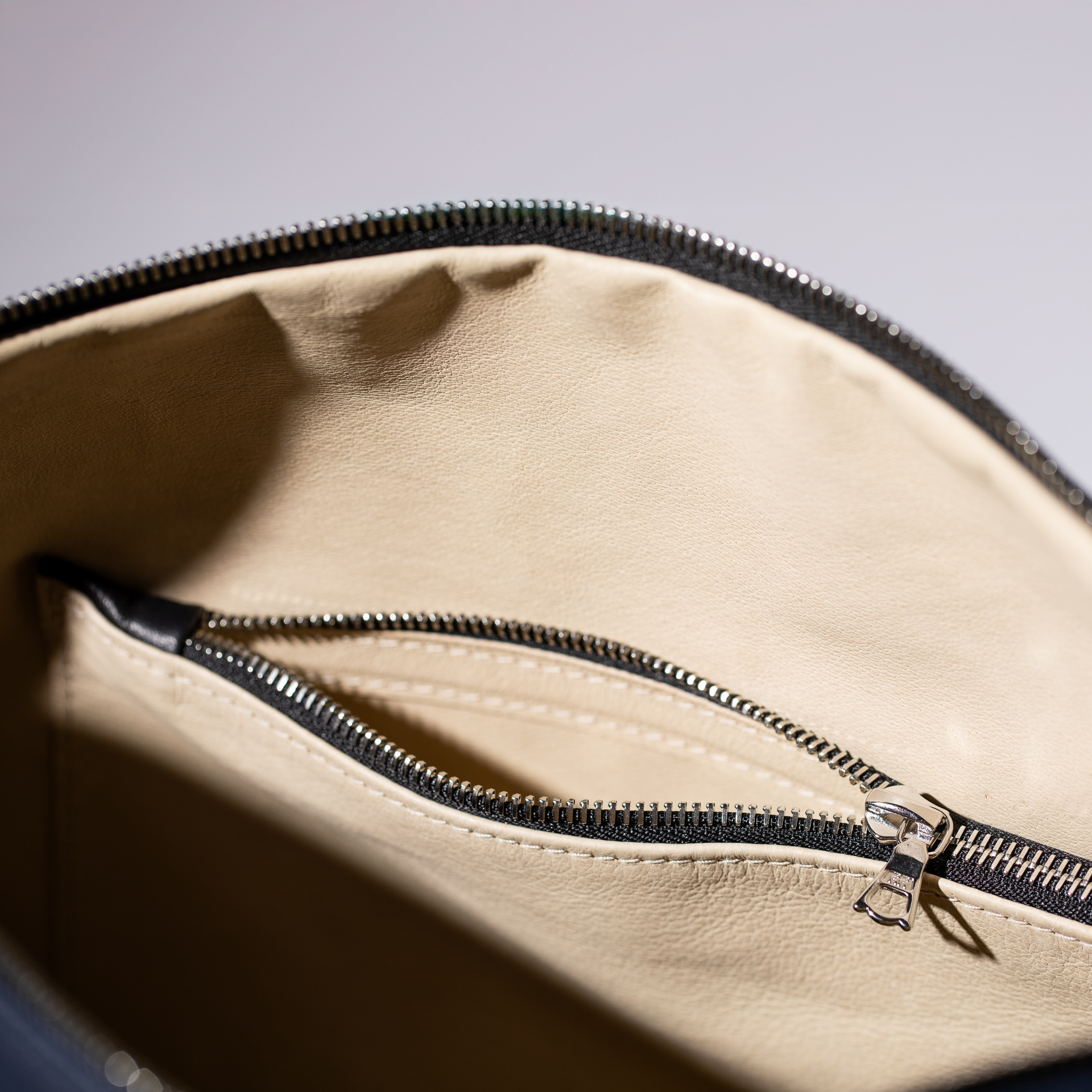 Beuteltasche Dallas L aus Softnappa