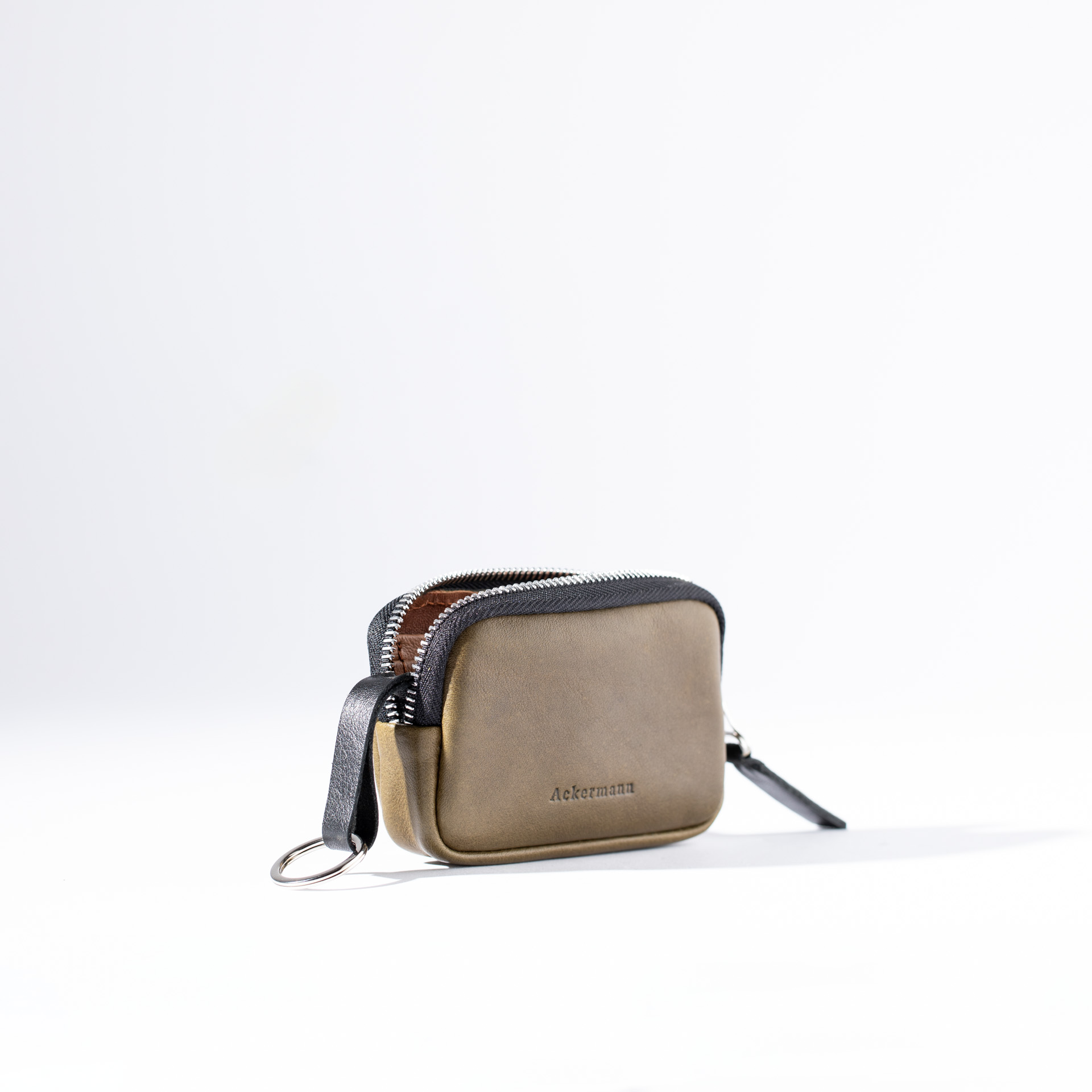 Combination wallet Boston S made of olive leather