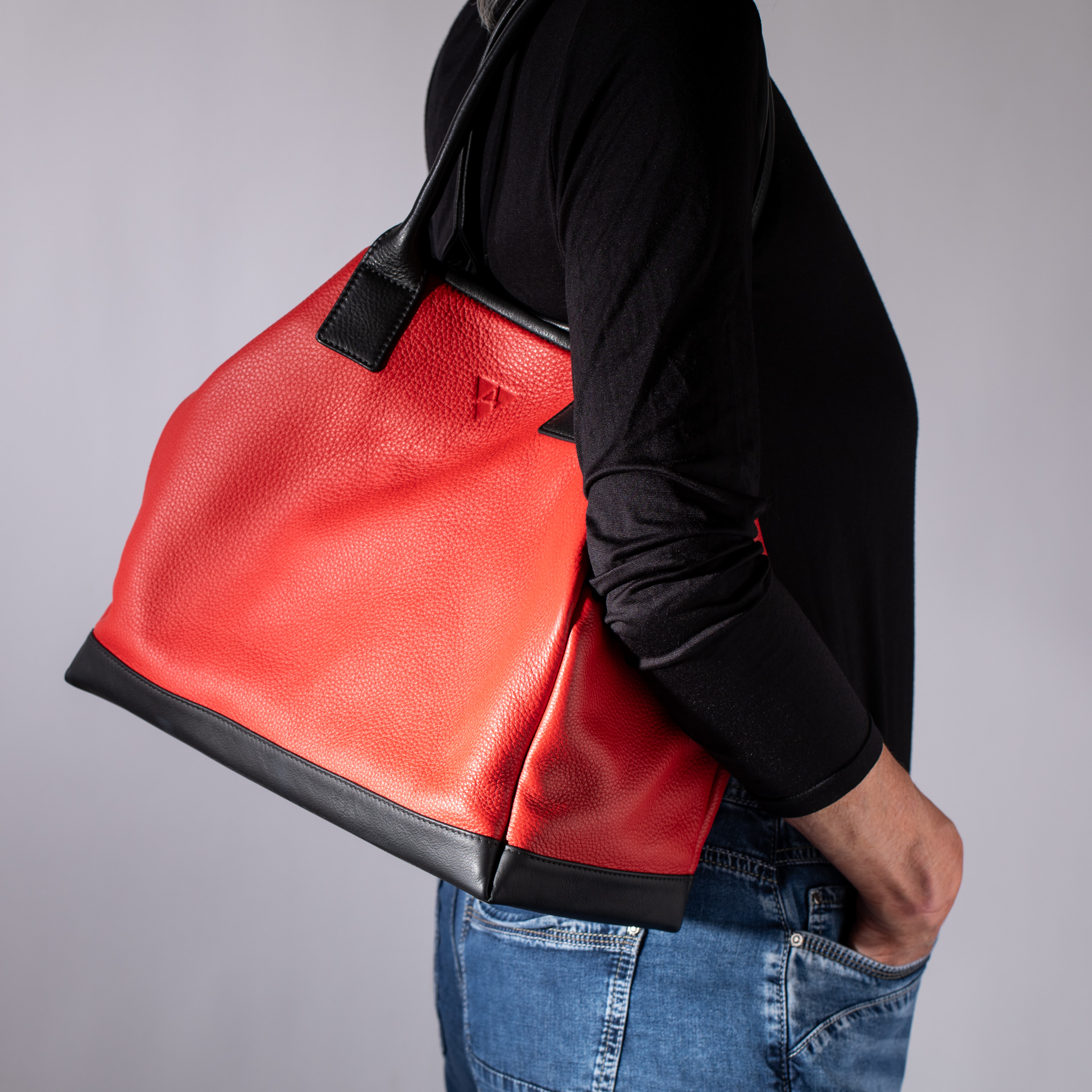 Shopper Lissabon made of deerskin
