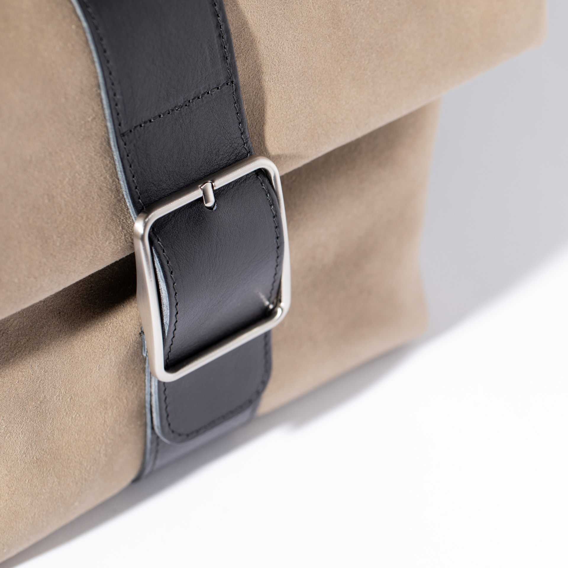 Umhängetasche Nizza aus Hirschleder