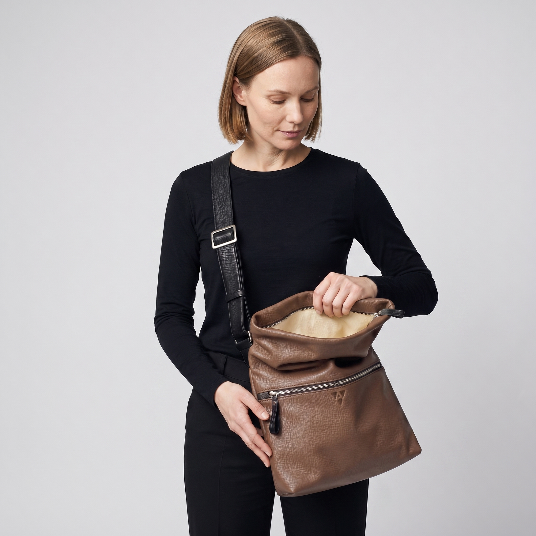 Überschlagtasche London L aus Softnappa
