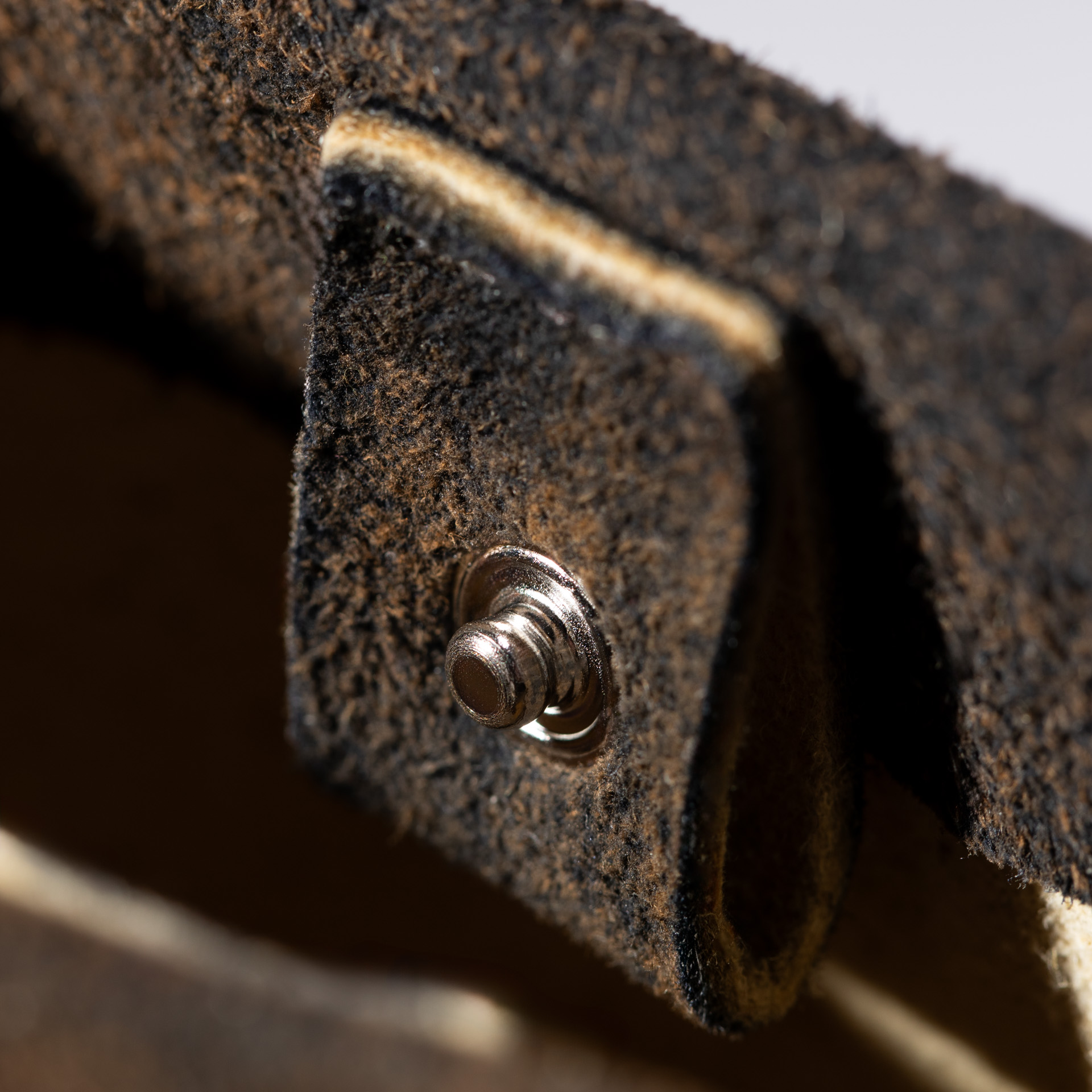 Crossbody Bag Davos made of Deer Leather with an Infinitely adjustable strap