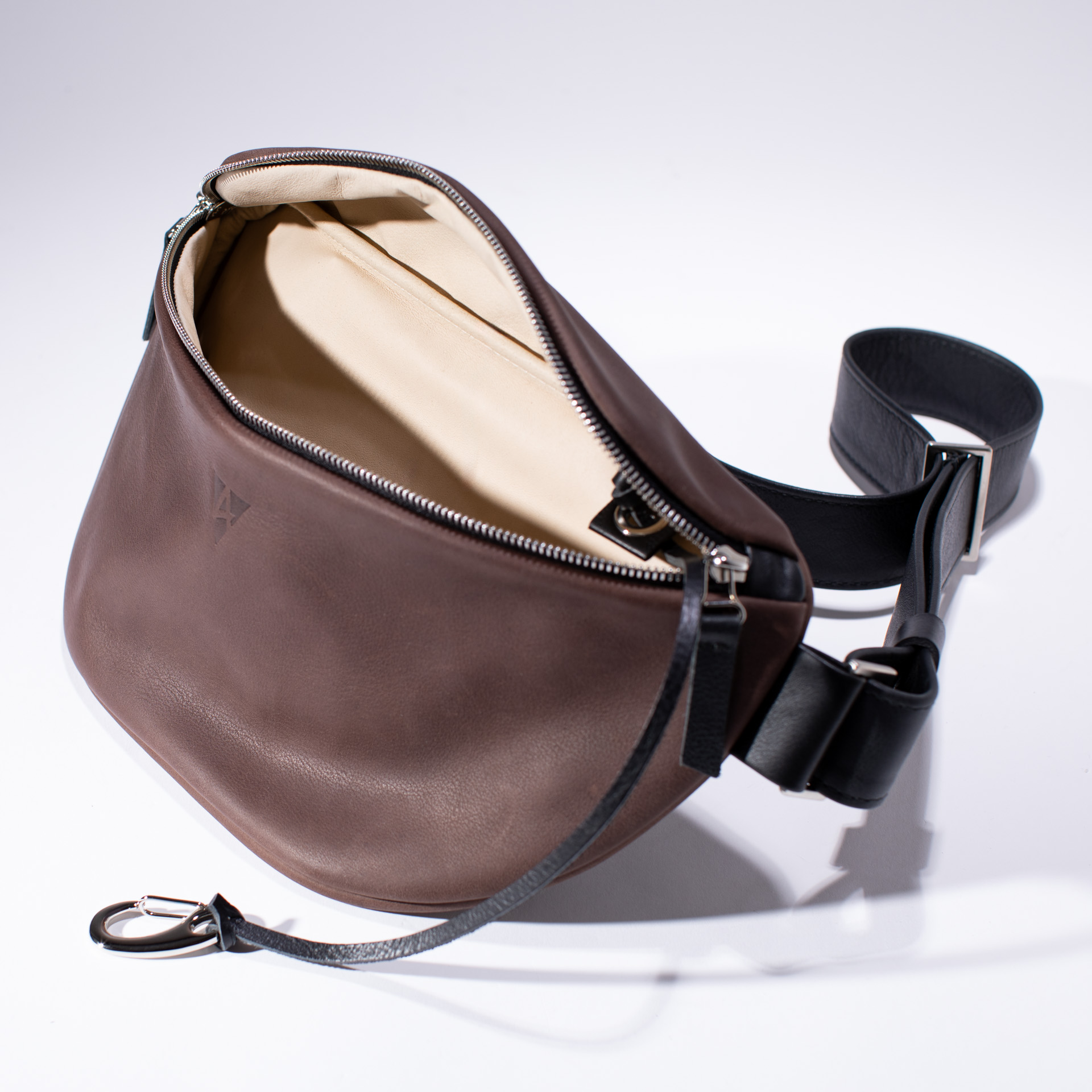 Bauchtasche Marseille M aus Olivenleder