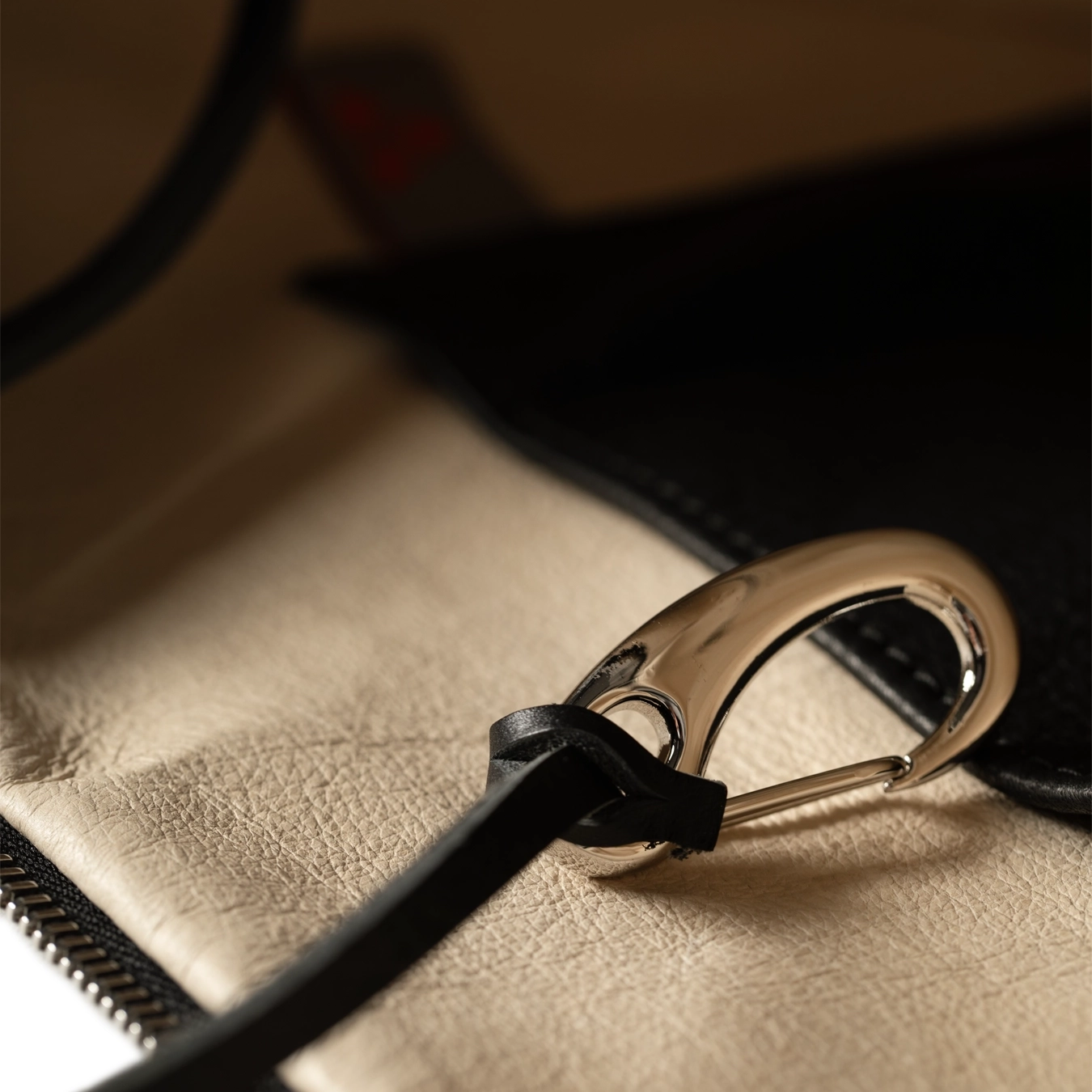 Beuteltasche Dallas L aus Hirschleder