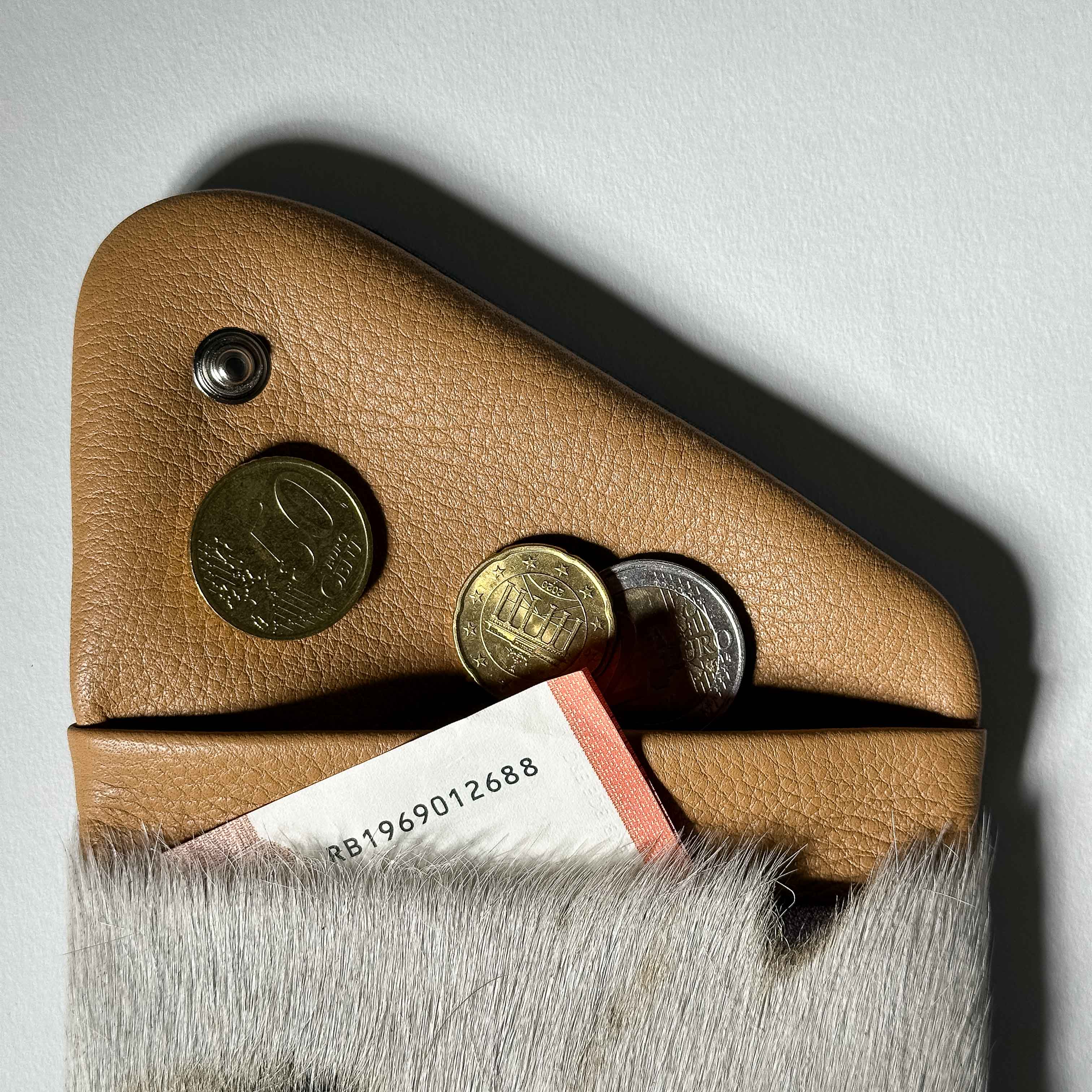 Pago M wallet in cowhide