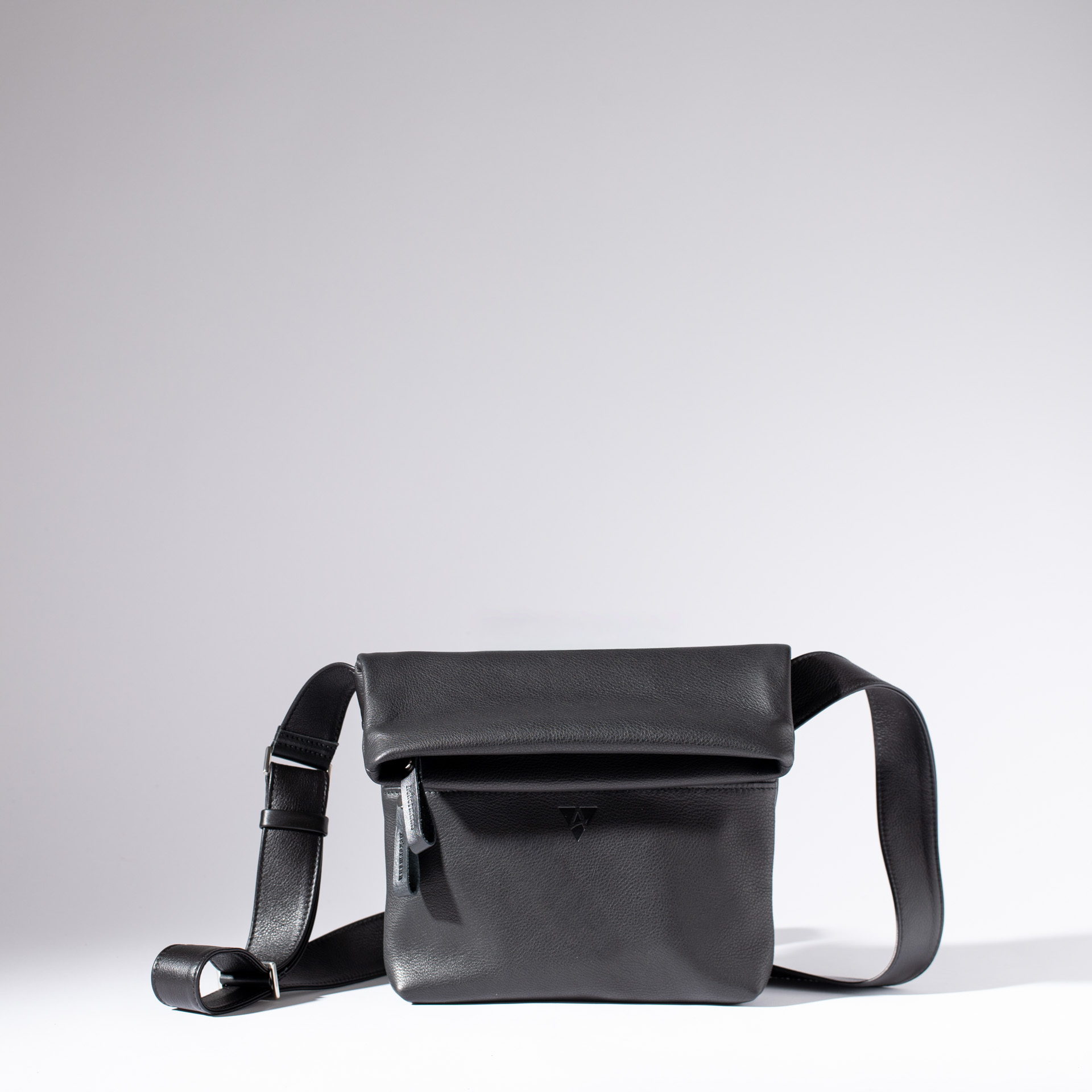 Überschlagtasche  London S aus Softnappa