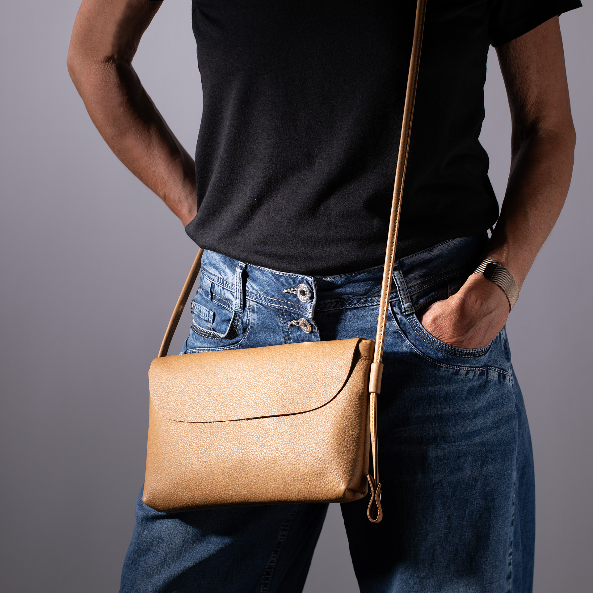 Schultertasche Sydney aus Rindleder