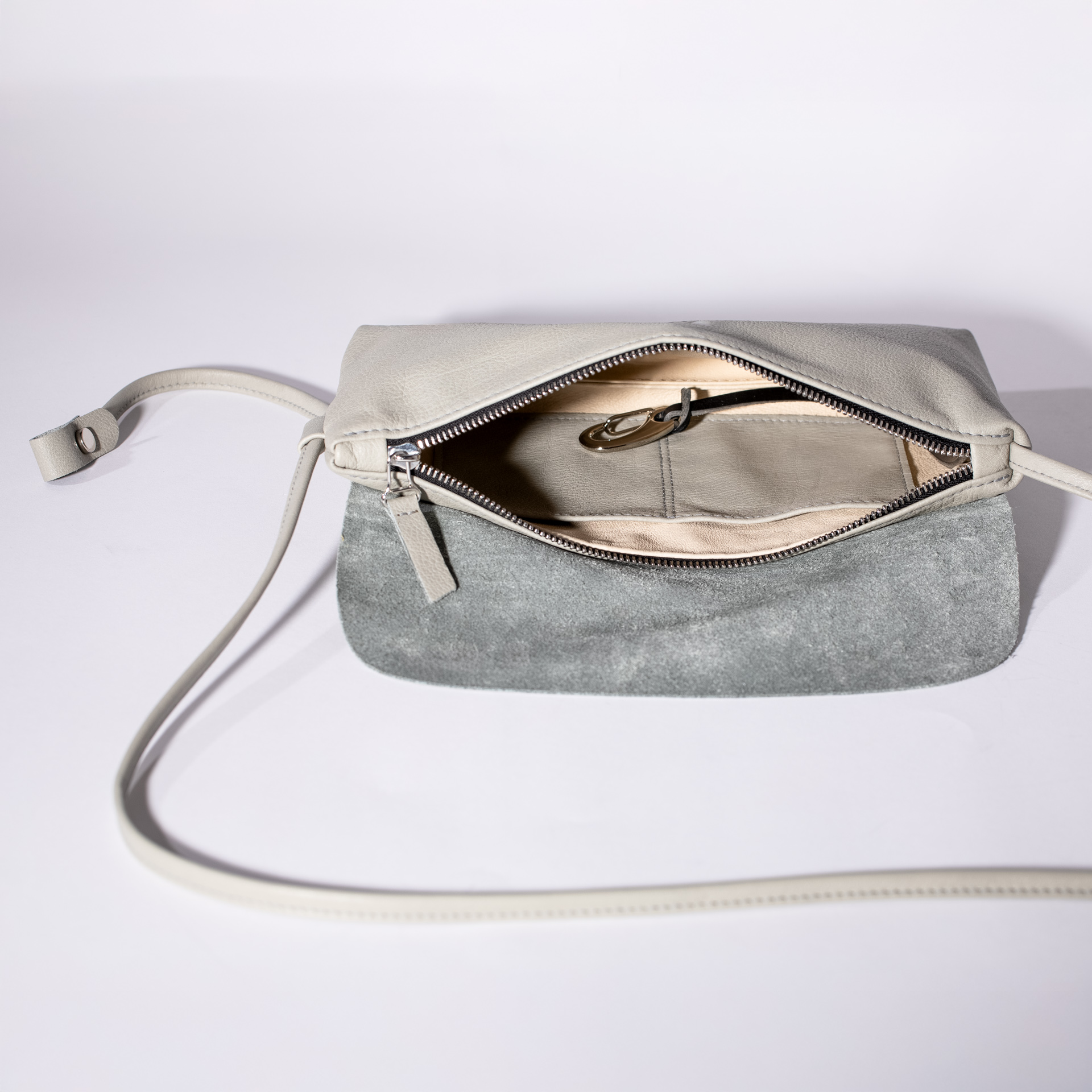 Schultertasche Sydney aus Rindleder