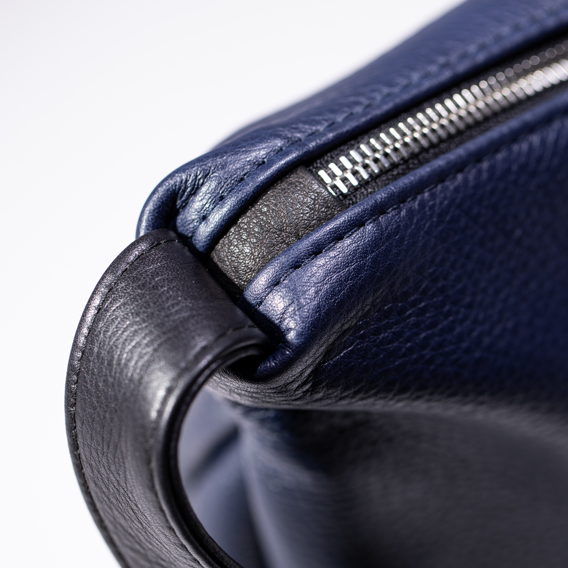 Beuteltasche Dallas L aus Softnappa