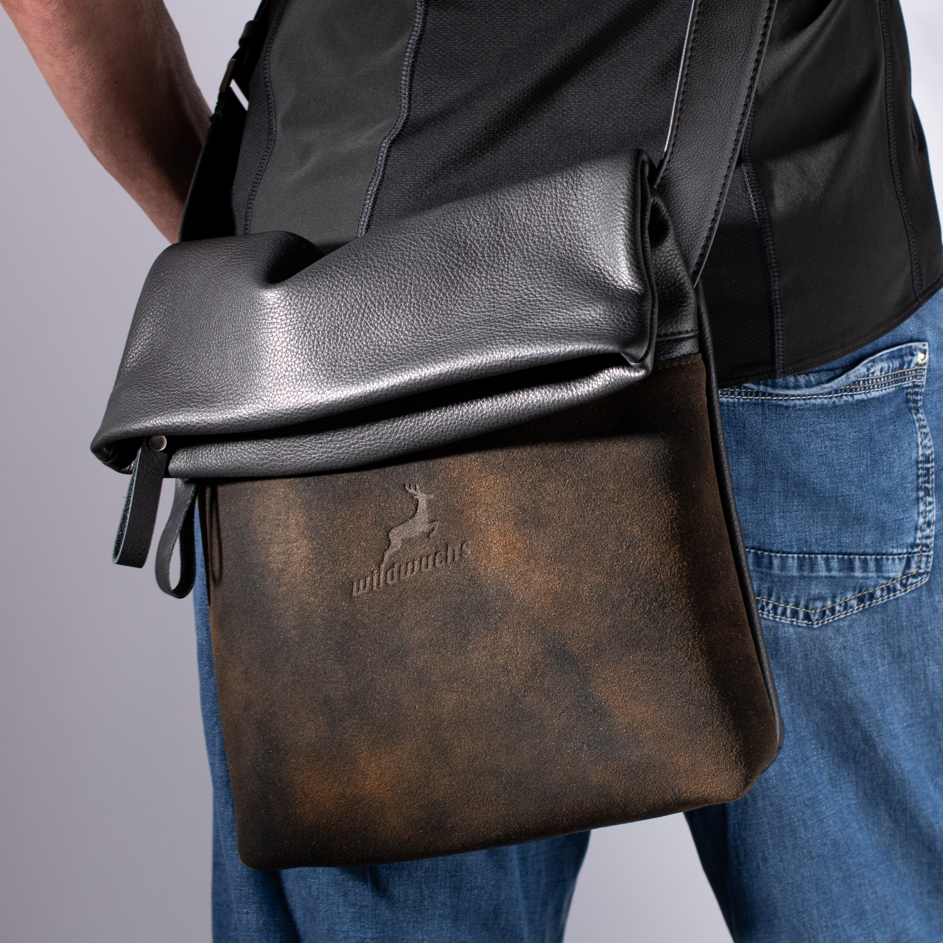 Überschlagtasche  London M aus Hirschleder
