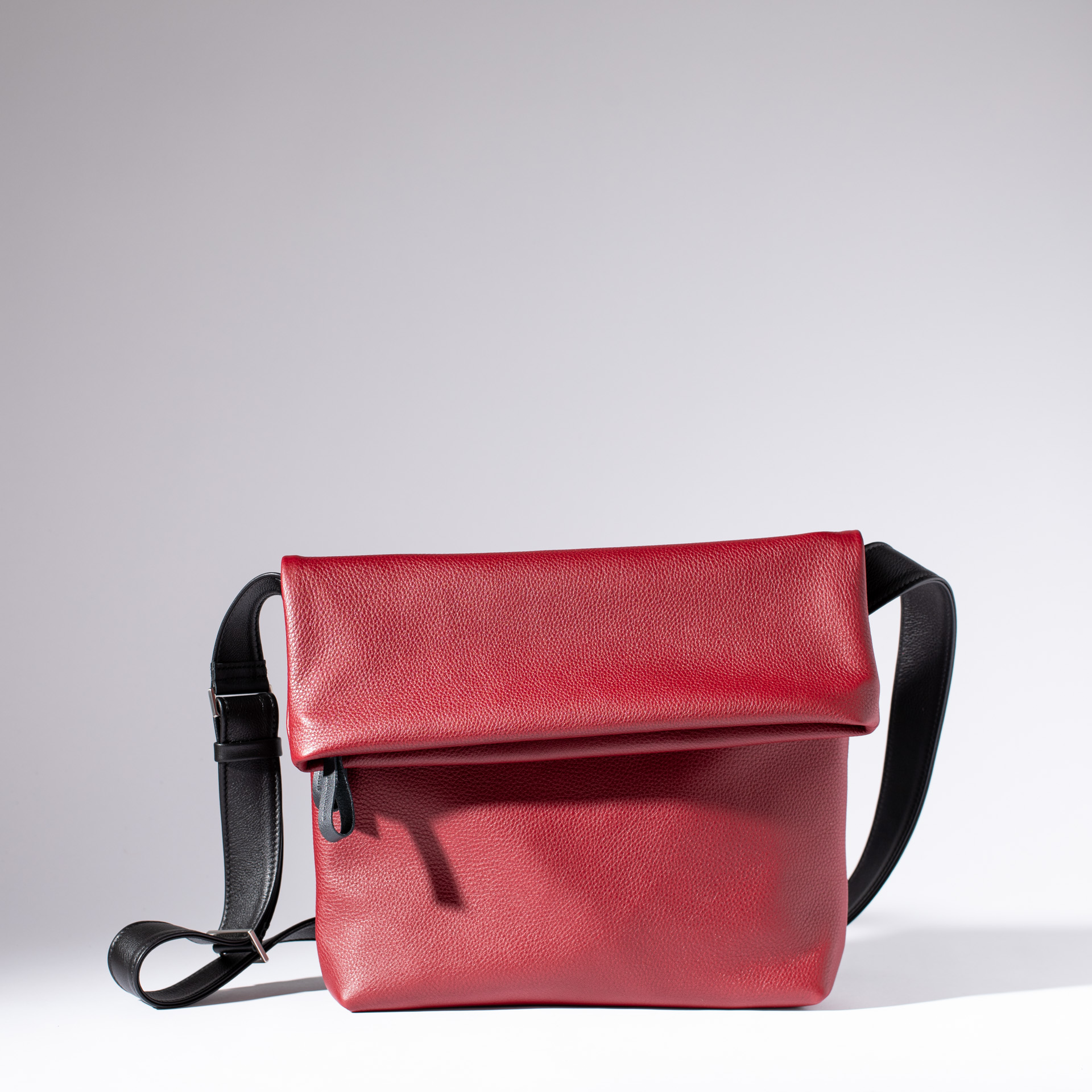 Überschlagtasche London L aus Softnappa