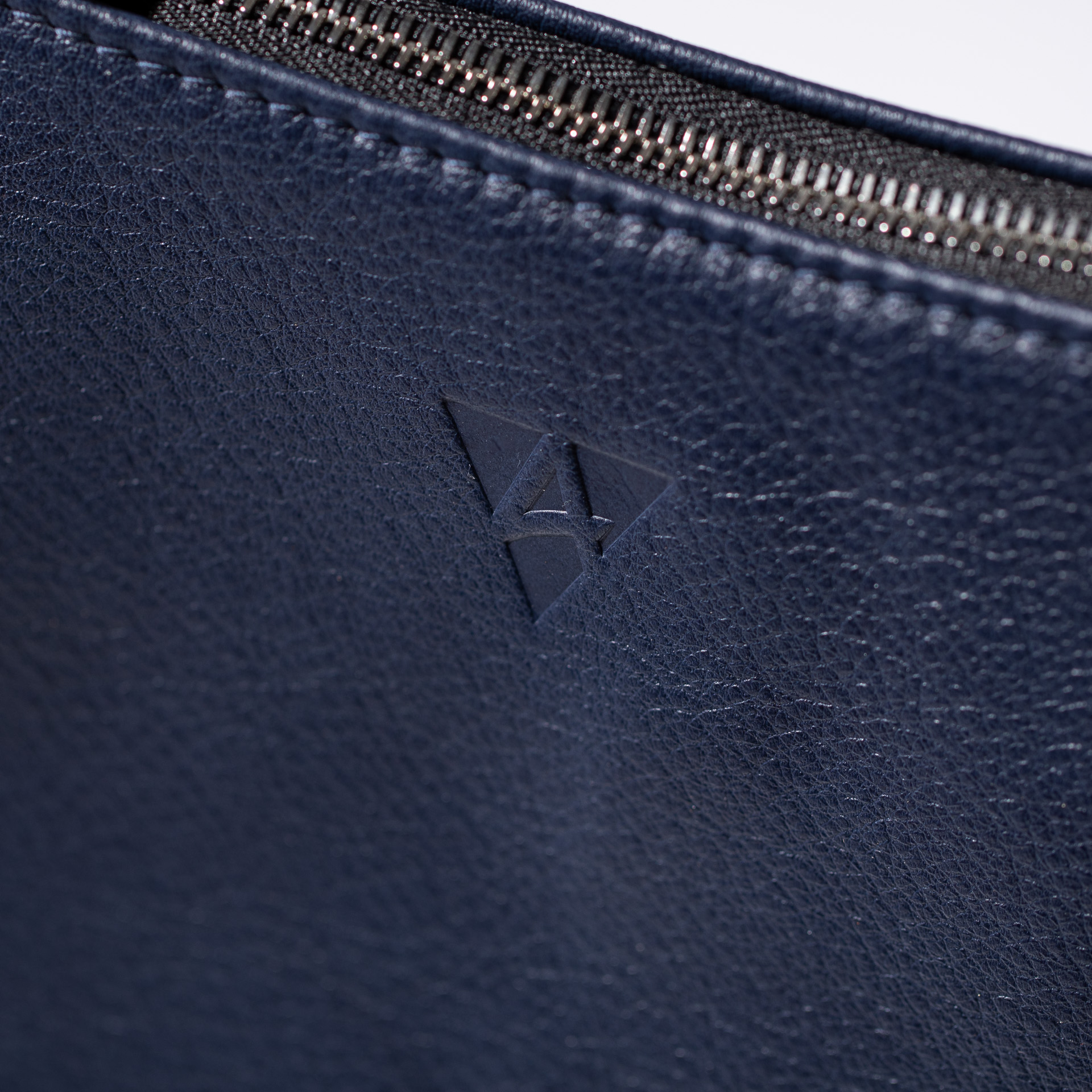 Umhängetasche Dublin M aus Softnappa