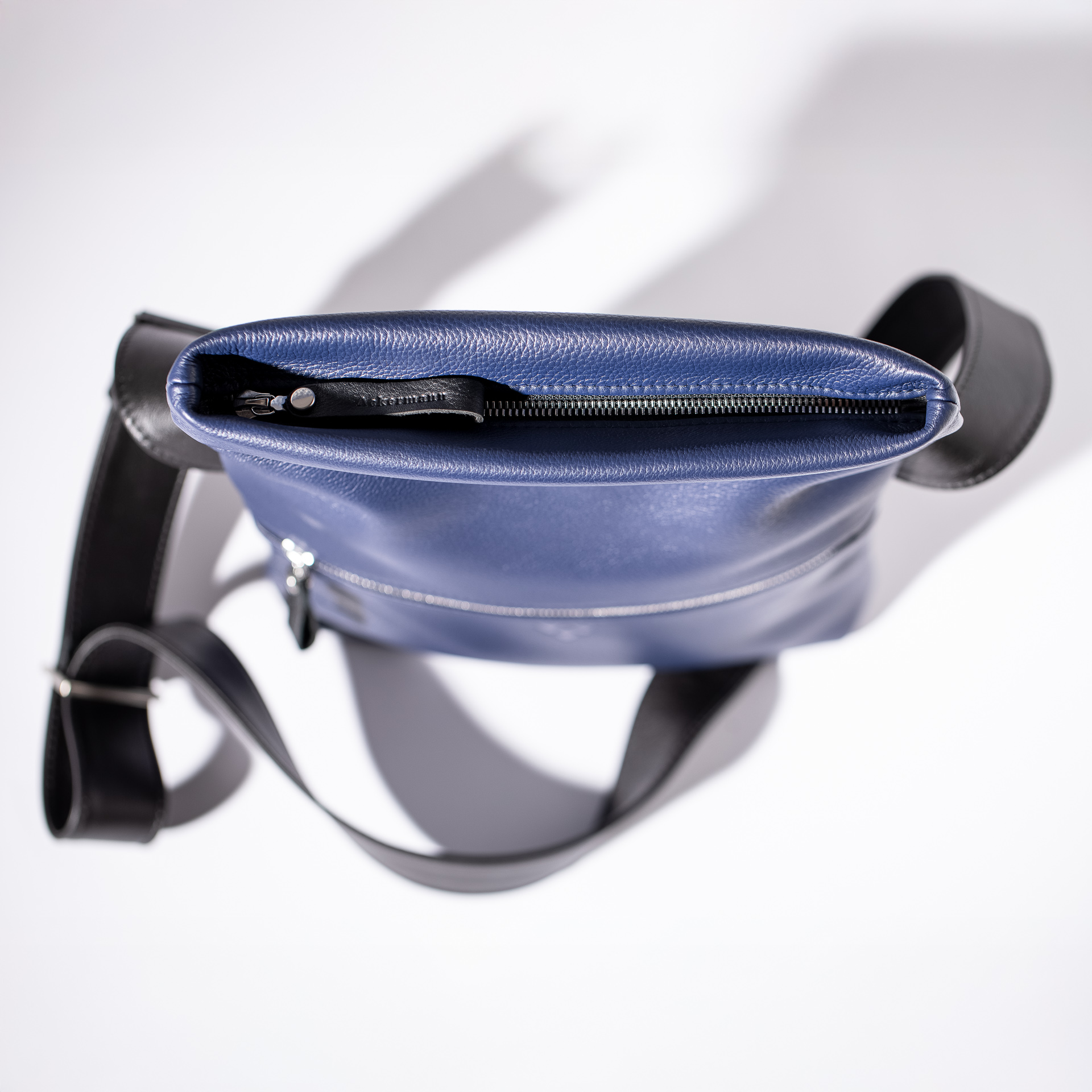 Überschlagtasche  London S aus Softnappa